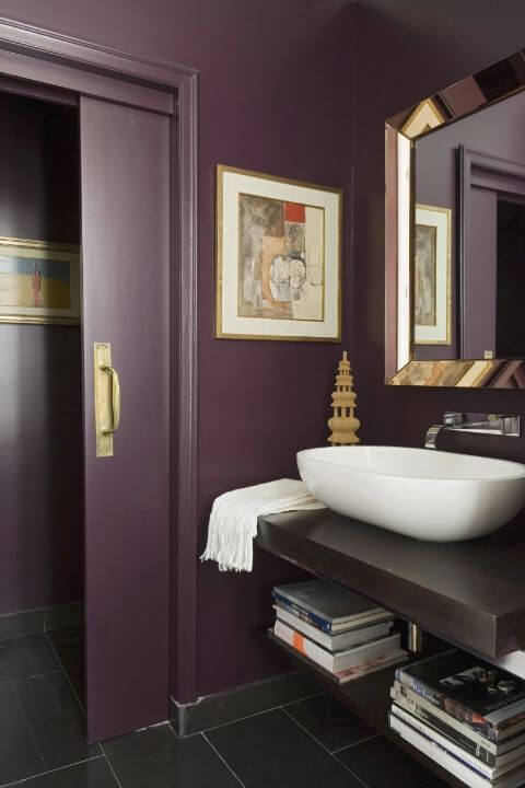 Красивая ванная фиолетового цвета