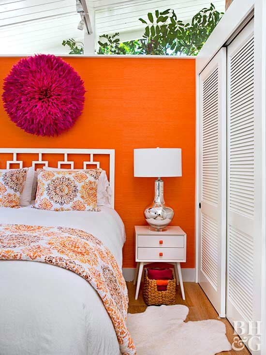 супердизайн спальни в оранжевых цветах
