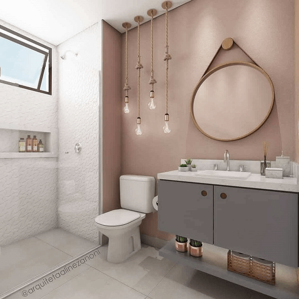 Большая ванная розового цвета