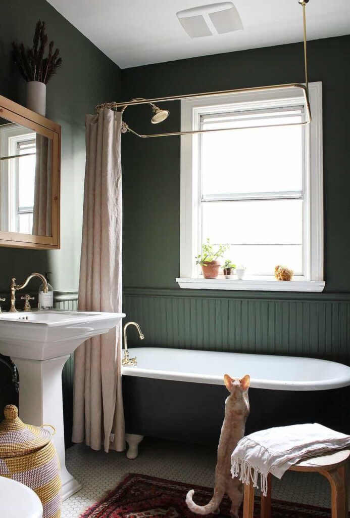 зеленая ванная в 1-комнатной квартире