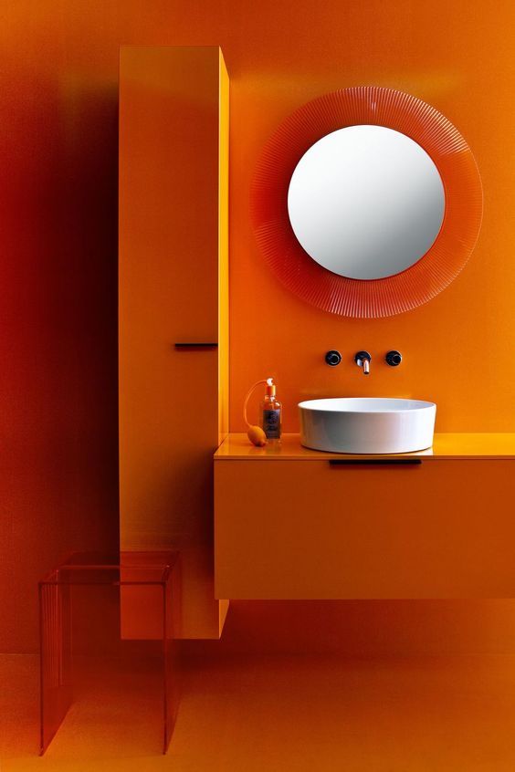 Оранжевая ванная в стиле минимализм