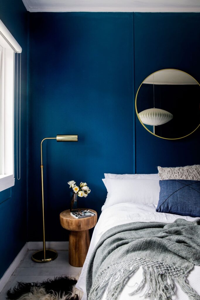 превосходная синяя спальня