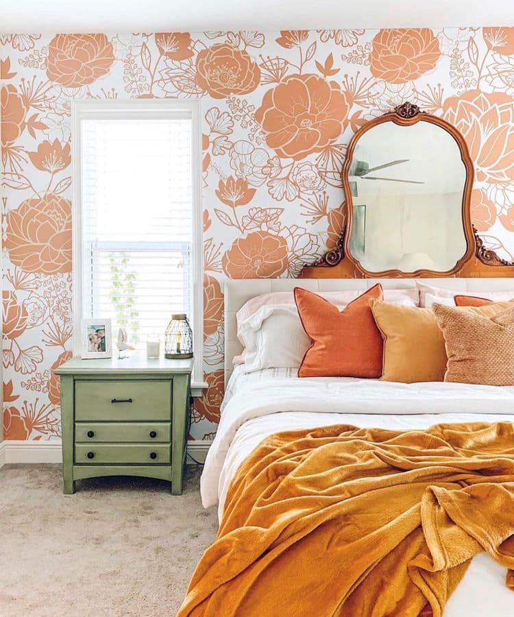 уникальный дизайн оранжевой спальни