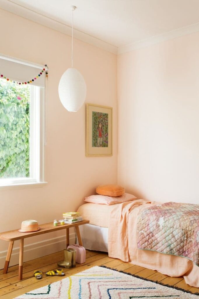 роскошная персиковая спальня