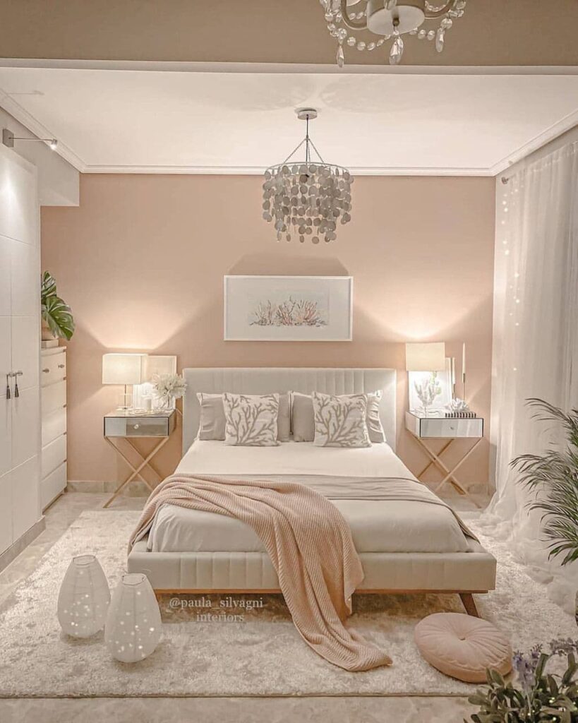 благородная бело-розовая спальня