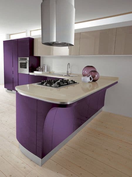 превосходная фиолетовая кухня