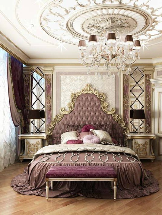 светлая в стиле барокко спальня