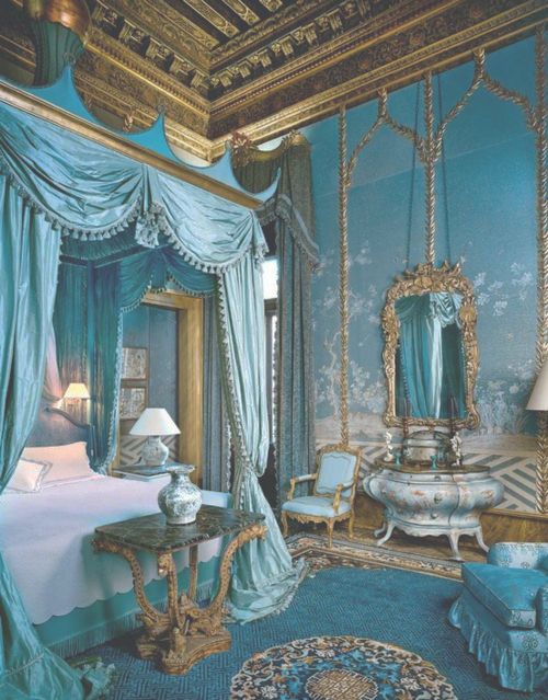 европейская в стиле барокко спальня