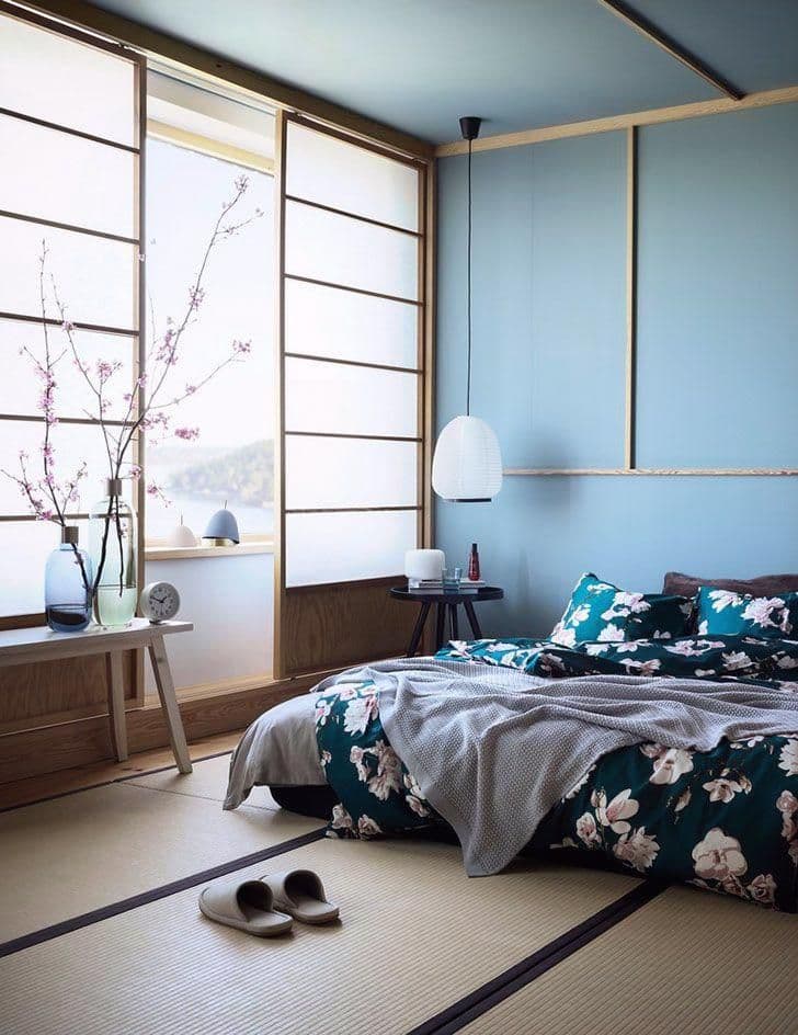 красивая в японском стиле спальня