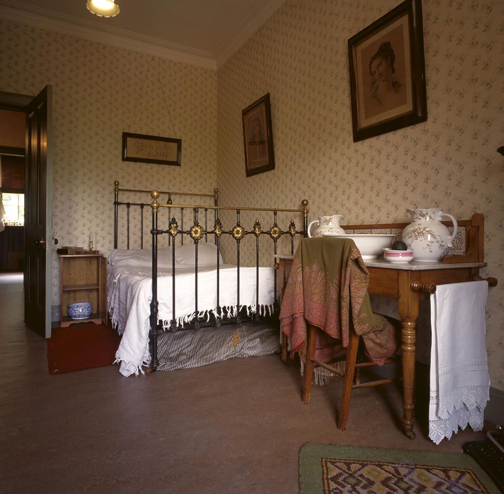 итальянская в викторианском стиле спальня