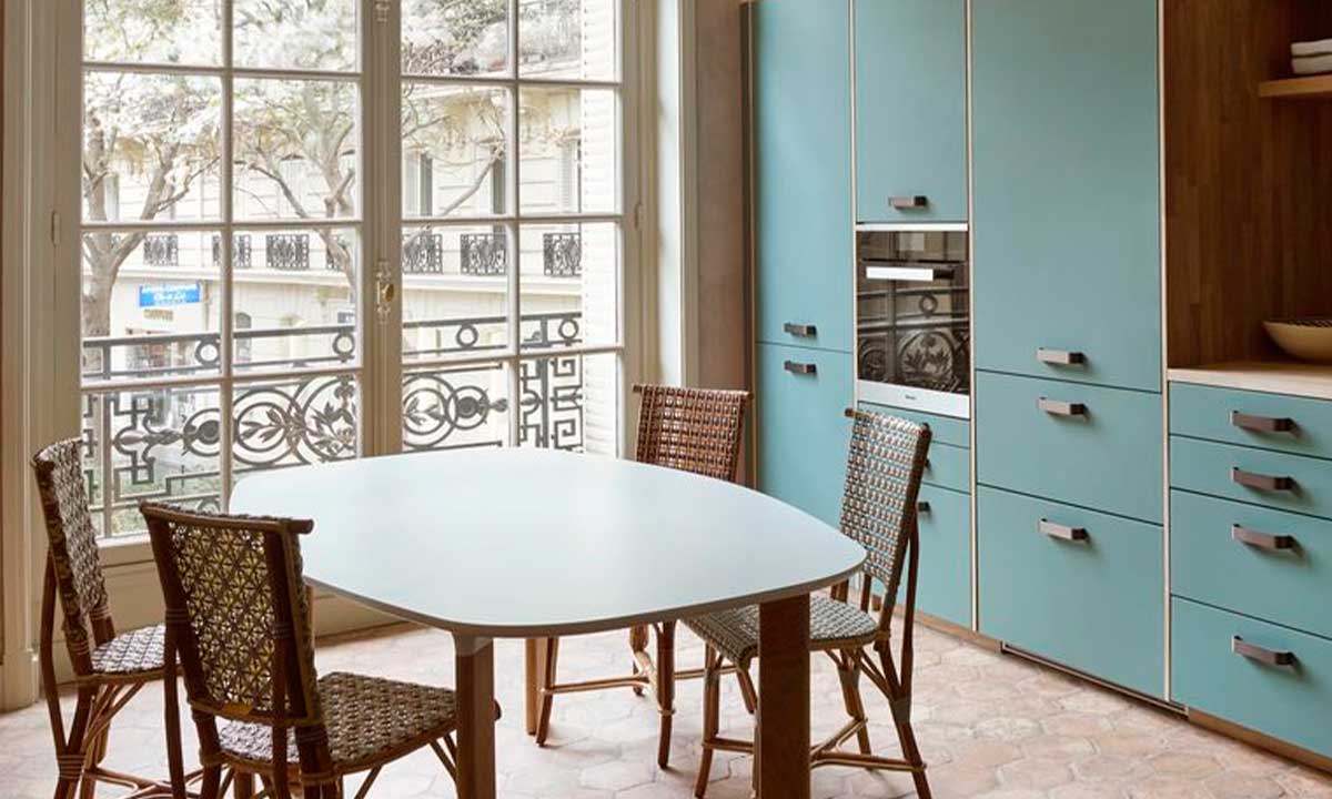 парижская в парижском стиле кухня