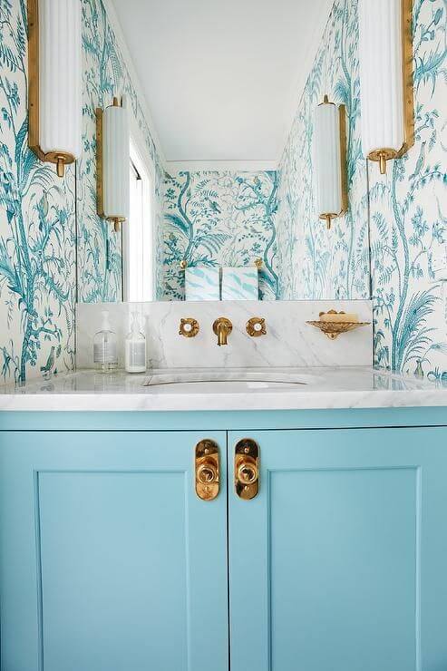 уникальная голубая ванная