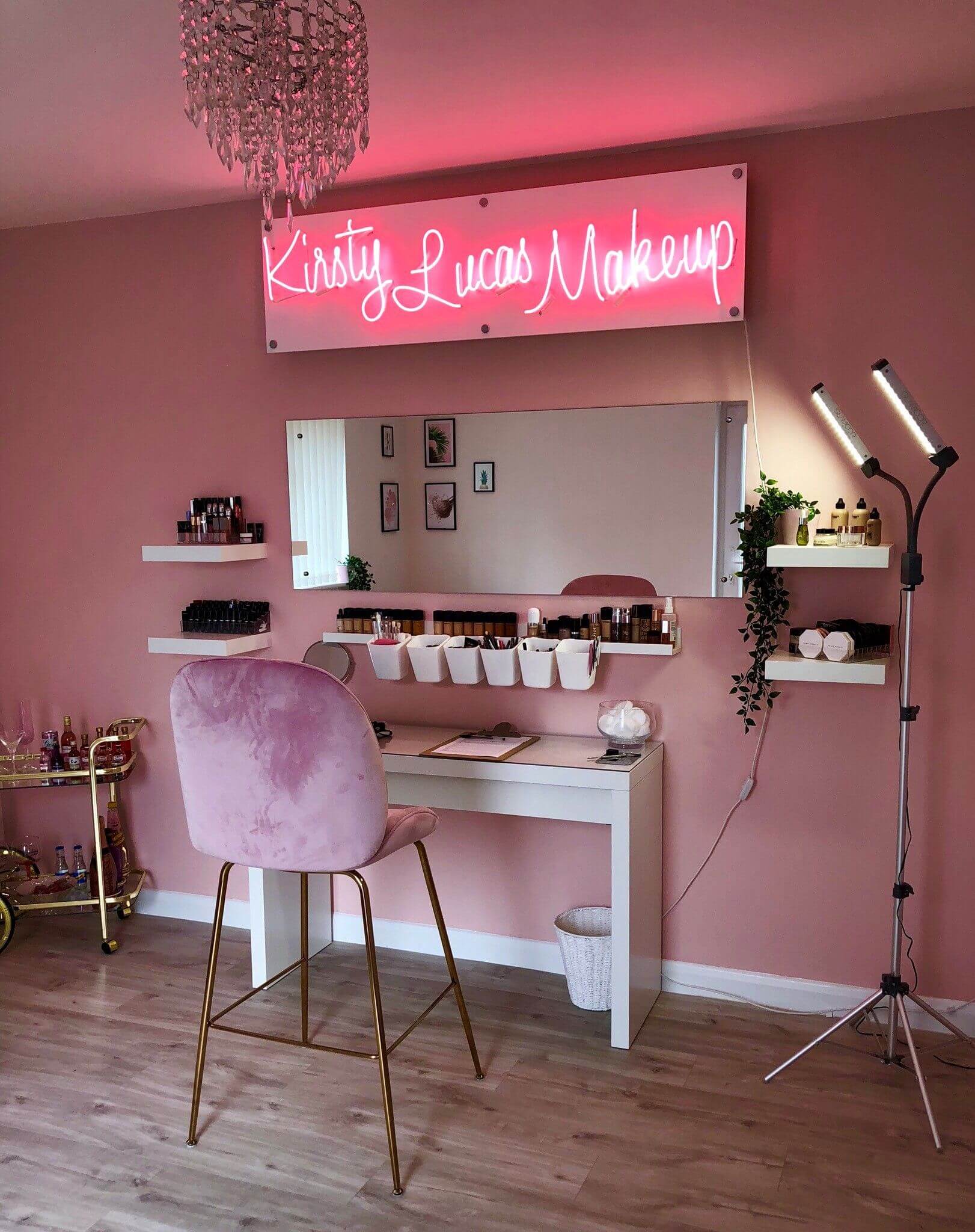 парижский розовый кабинет