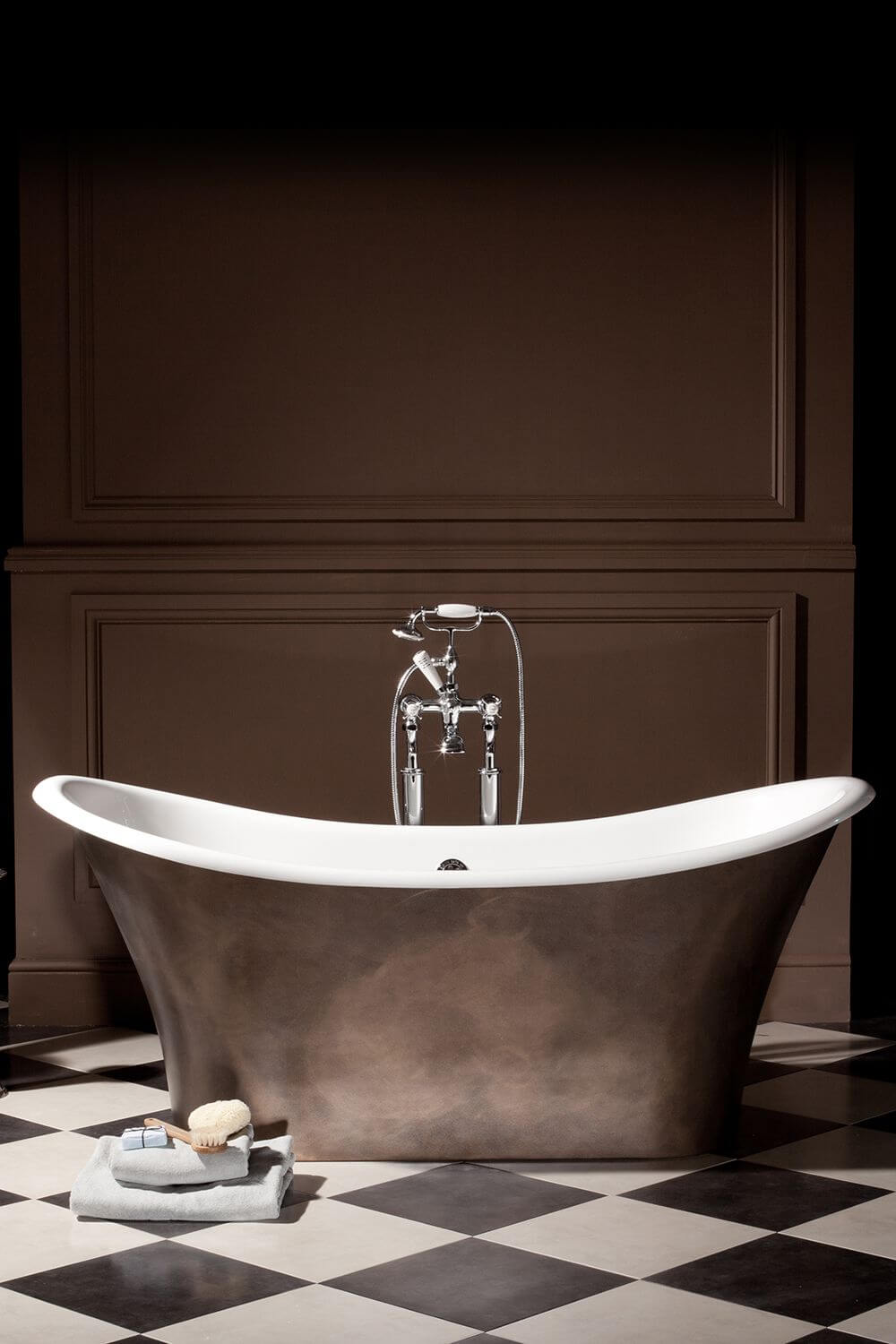 элегантная бронзовая ванная