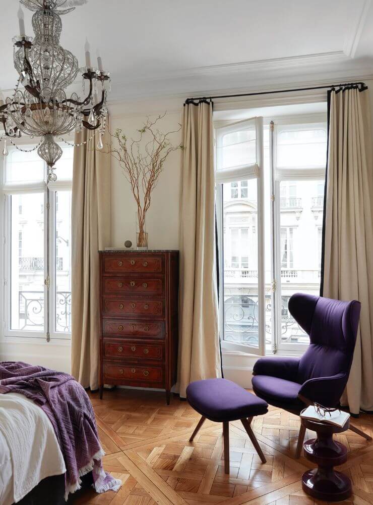 бесподобная в парижском стиле спальня