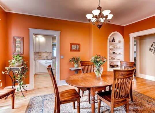 роскошная оранжевая столовая