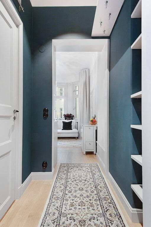 великолепный синий коридор