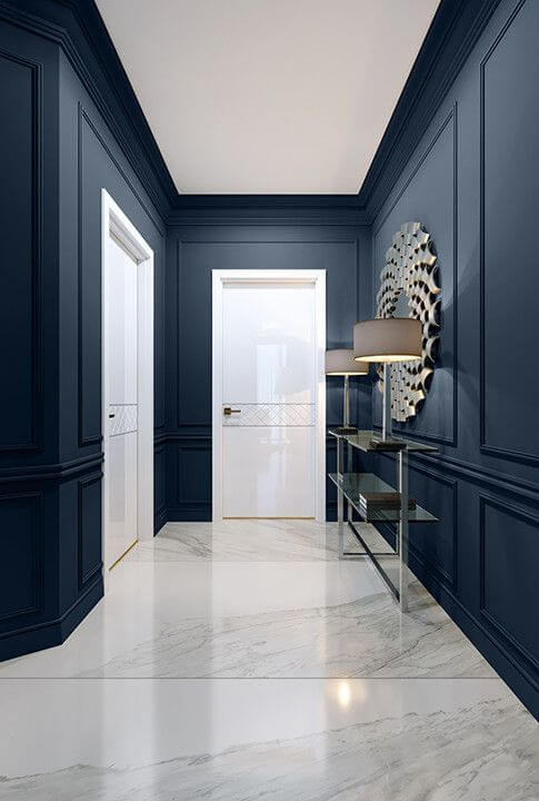 синий коридор в трехкомнатной квартире