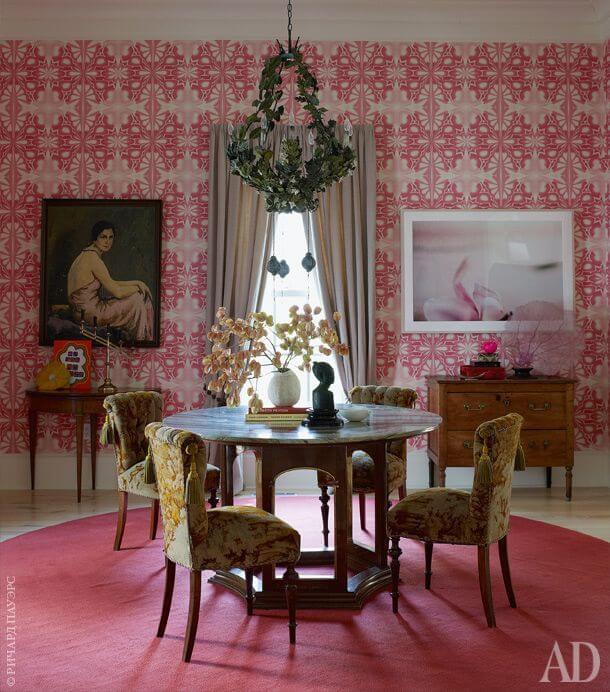 парижская розовая столовая