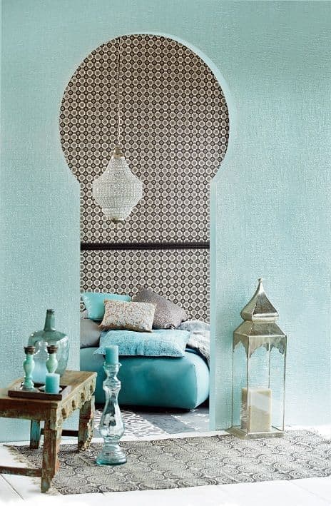 большая в марокканском стиле спальня