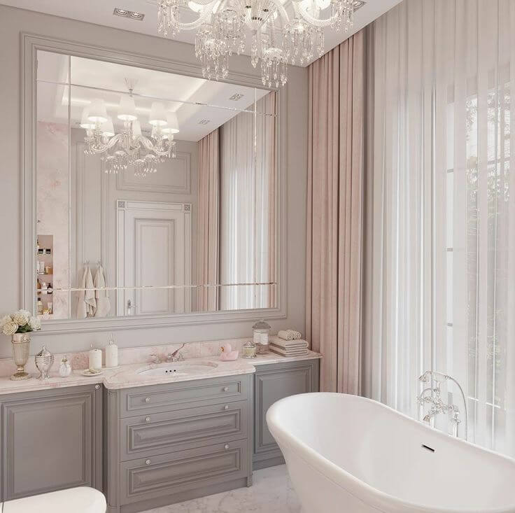 дивная в классическом стиле ванная комната