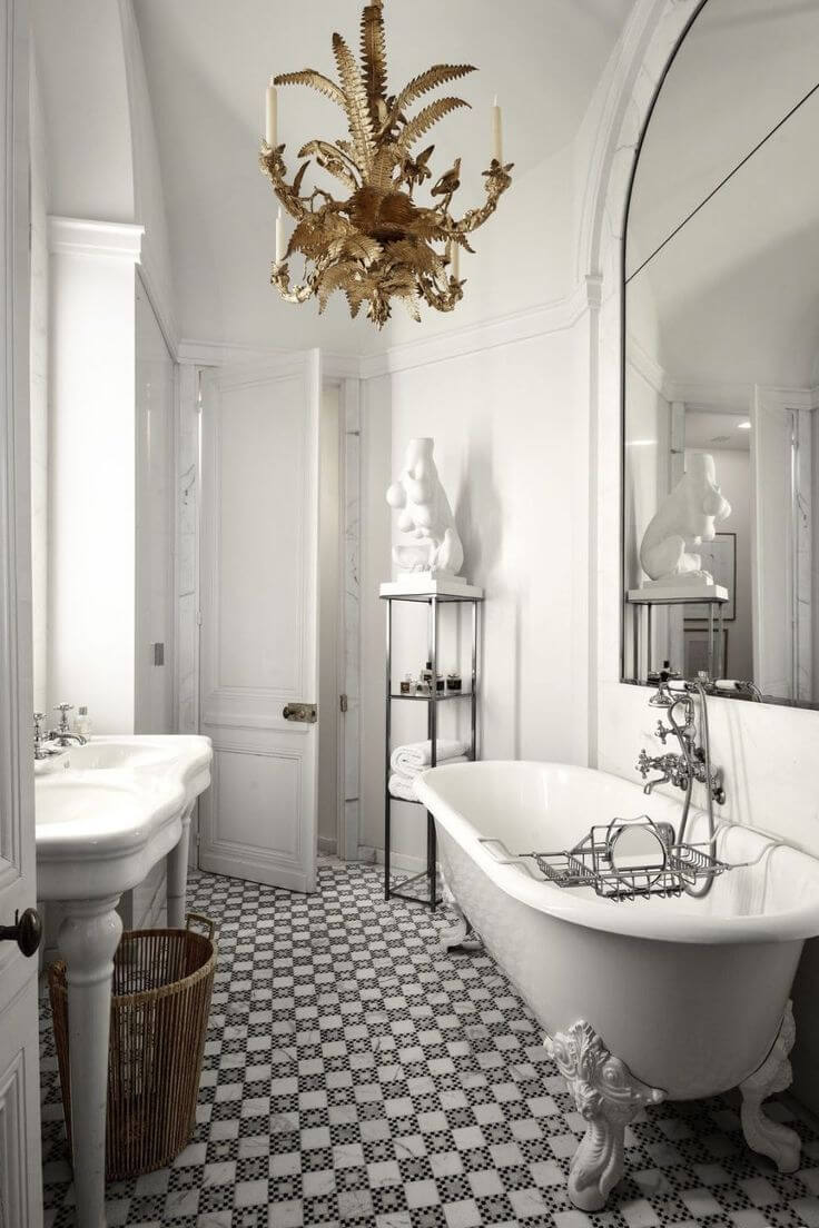 изящная во французском стиле ванная комната