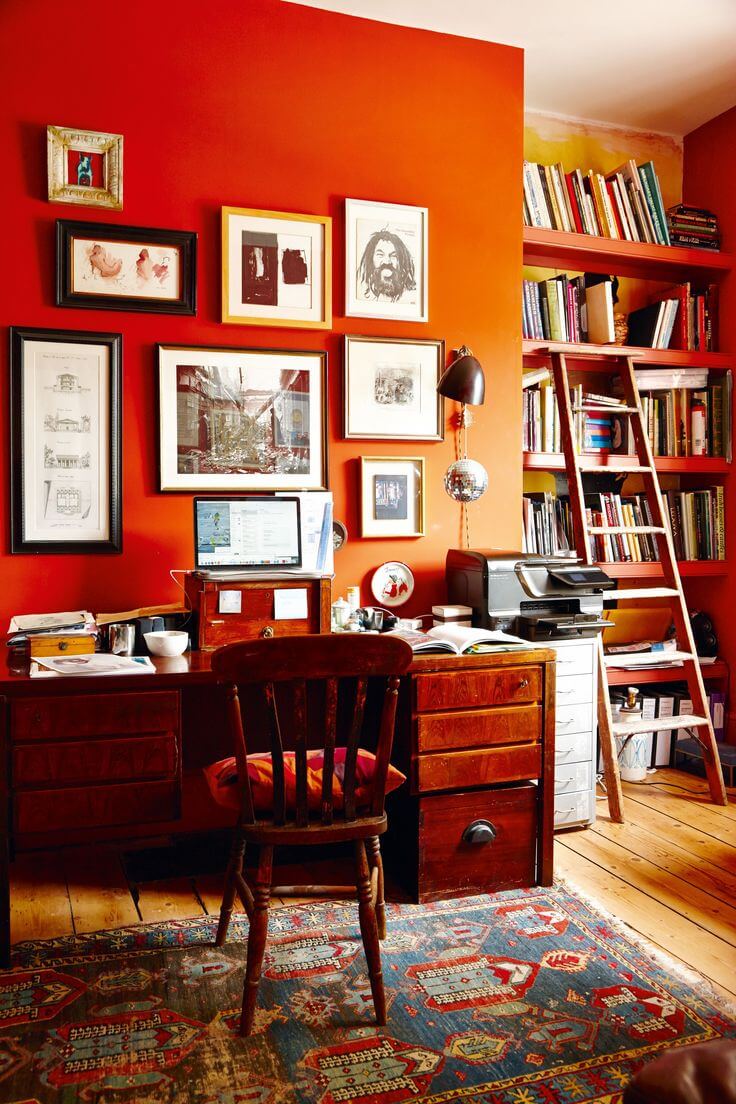 маленький оранжевый кабинет