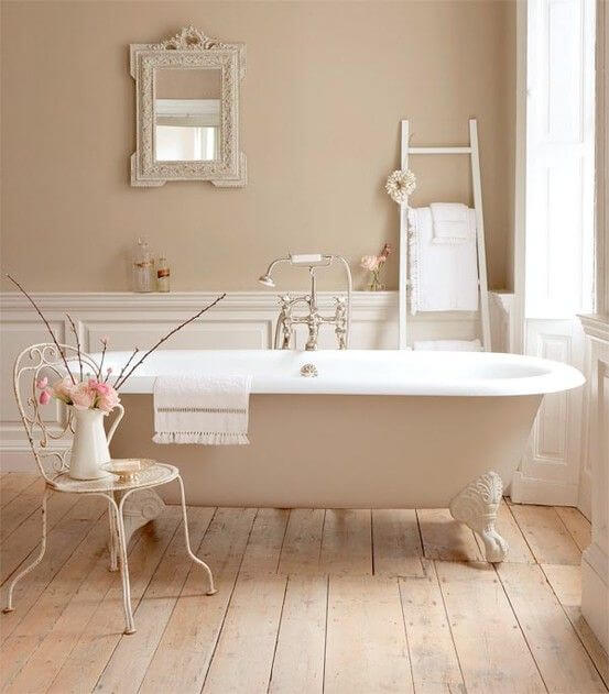 современная в стиле рококо ванная комната